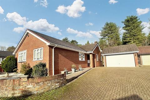 3 bedroom detached bungalow for sale, Verwood