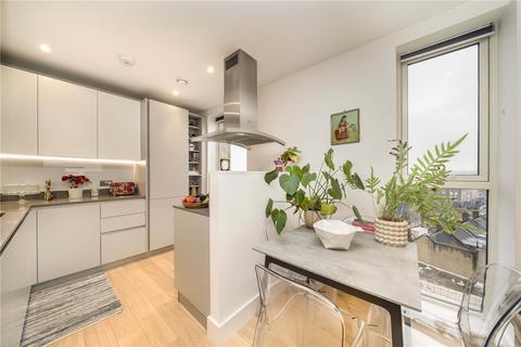 2 bedroom apartment to rent, Stockwell Park Walk, London SW9