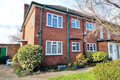 2 bedroom maisonette for sale, Belmont Close, Cockfosters, EN4