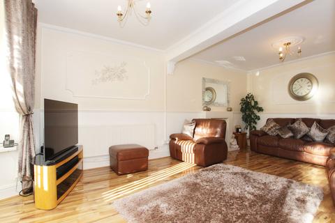 73 Brithweunydd Road, Tonypandy, CF40 2UD
