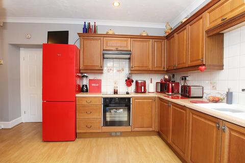 73 Brithweunydd Road, Tonypandy, CF40 2UD