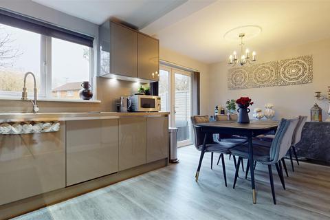 4 bedroom detached house for sale, Tower Drive, Neath Hill, Milton Keynes