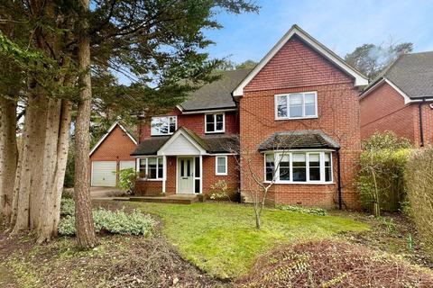 5 bedroom detached house for sale, Roundway, CAMBERLEY GU15