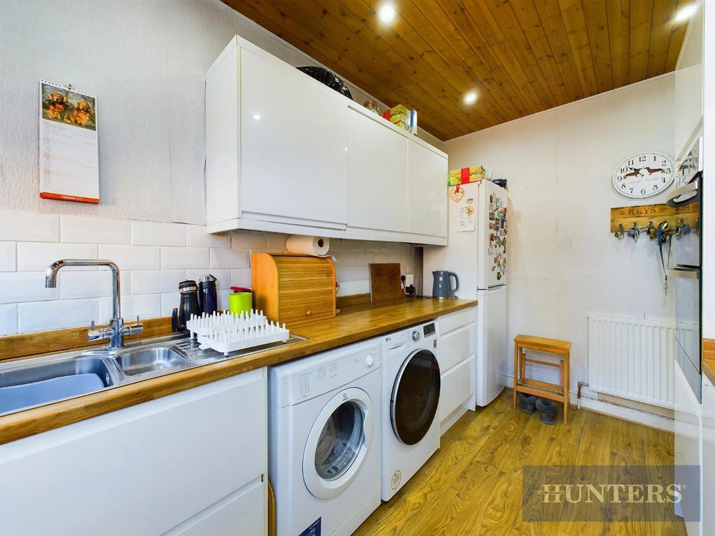 CAM03407 G0-PR0492-STILL012.jpg