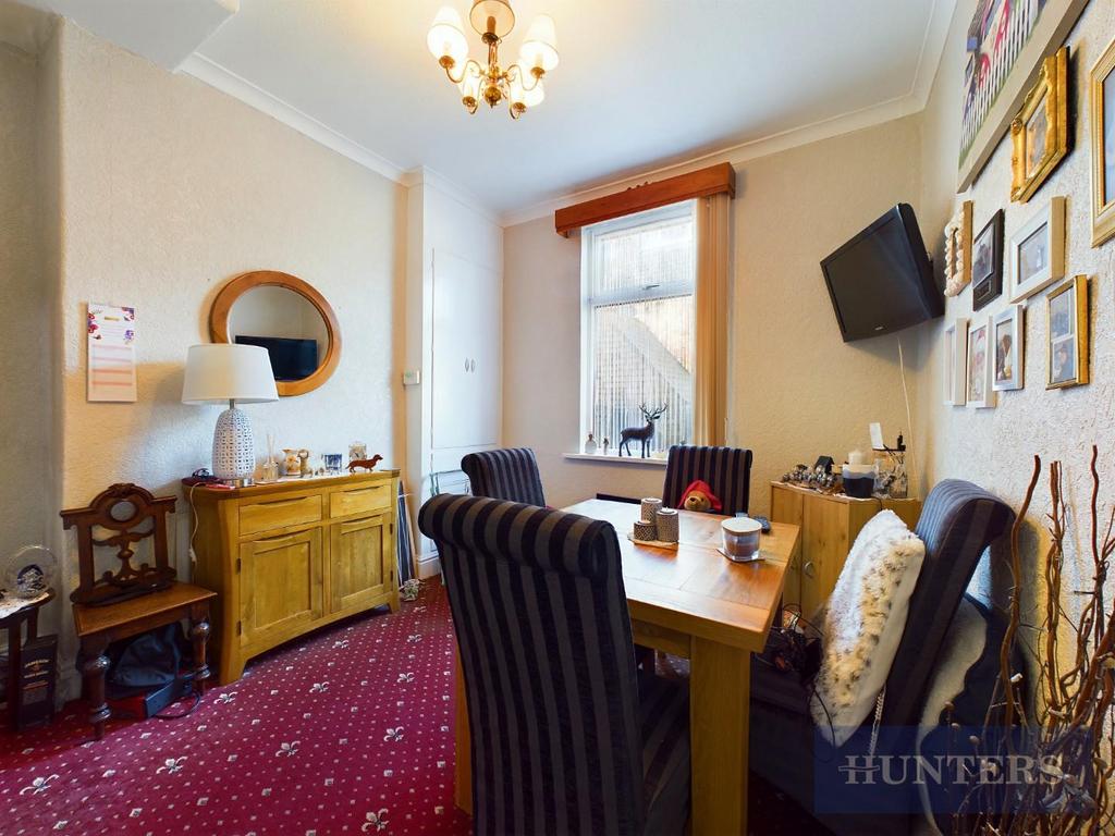 CAM03407 G0-PR0492-STILL011.jpg