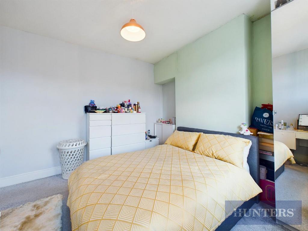 CAM03407 G0-PR0492-STILL007.jpg