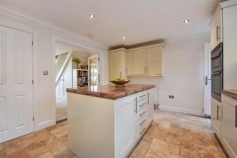 Green Bank Upper Link, St Mary Bourne, Andover, SP11 6BT