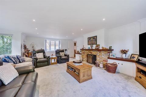 undefined, Walpole Avenue, Chipstead