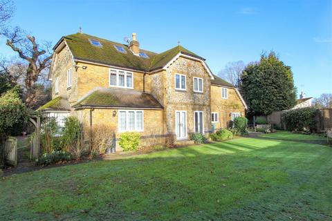 undefined, Walpole Avenue, Chipstead
