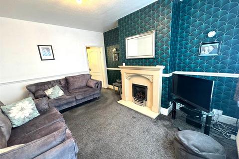 2 bedroom terraced house for sale, Chestnut Street, Chadderton, Oldham