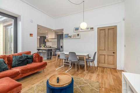 121 Balshagray Avenue, Glasgow, G11 7EG