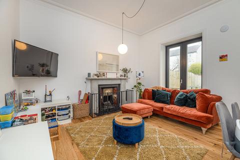 121 Balshagray Avenue, Glasgow, G11 7EG