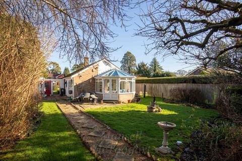 3 bedroom detached bungalow for sale, Langsmead, Lingfield RH7