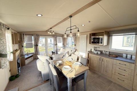 2 bedroom lodge for sale, Rye Harbour Holiday Park