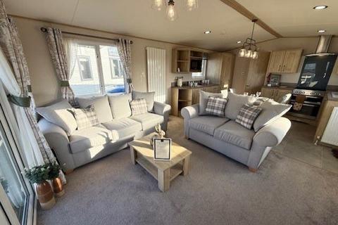 2 bedroom lodge for sale, Rye Harbour Holiday Park