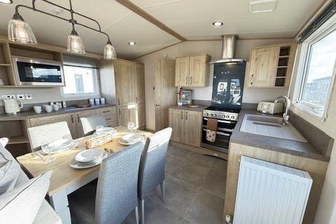 2 bedroom lodge for sale, Rye Harbour Holiday Park