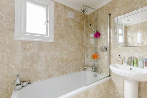2 bedroom flat to rent, Boileau Road, North Ealing, London, W5