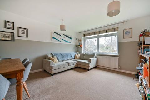 2 bedroom flat for sale, Westbury Road, New Malden, KT3