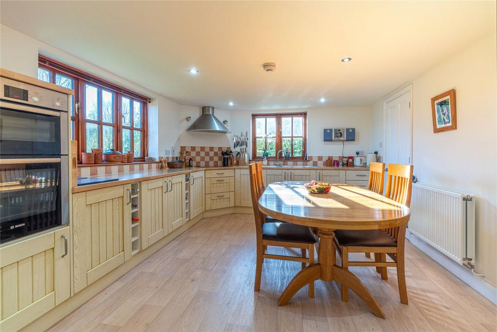 Kitchen/Breakfast