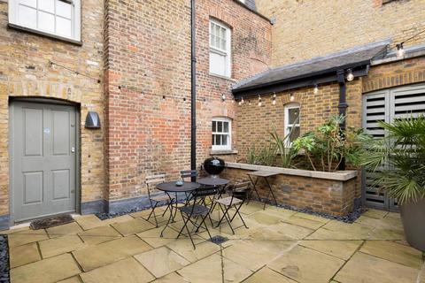 2 bedroom flat to rent, Kings Road, Chelsea, London, SW3