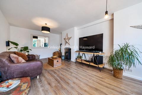 198 Hayes Lane, Bromley, BR2 7LA
