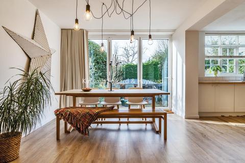 198 Hayes Lane, Bromley, BR2 7LA