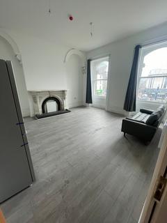 1 bedroom apartment to rent, Market Walk, Huddersfield, HD1