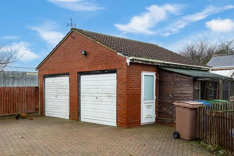 Austrothy House Ottringham Road, Keyingham, Hull, HU12 9RX