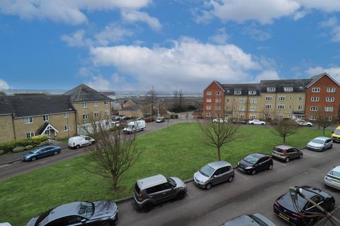 2 bedroom flat for sale, Kendal, Purfleet-on-Thames RM19