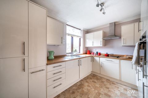 undefined, The Lawns, Stevenage, SG2