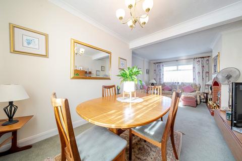 2 bedroom semi-detached house for sale, Weymouth Road, Hayes, UB4