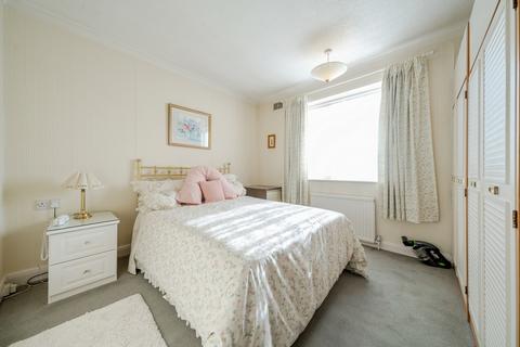 2 bedroom semi-detached house for sale, Weymouth Road, Hayes, UB4