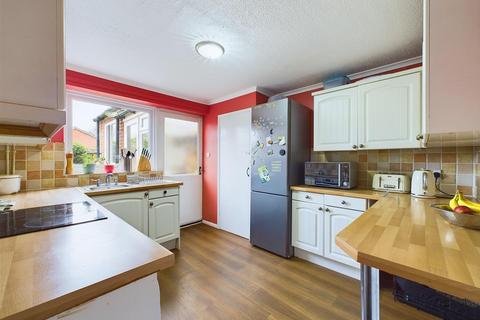 3 bedroom semi-detached house for sale, Darwin Walk, Dereham