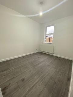 1 bedroom flat to rent, London, N15