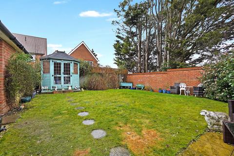 2 Aspdin Close, Halling, Rochester, ME2 1GD