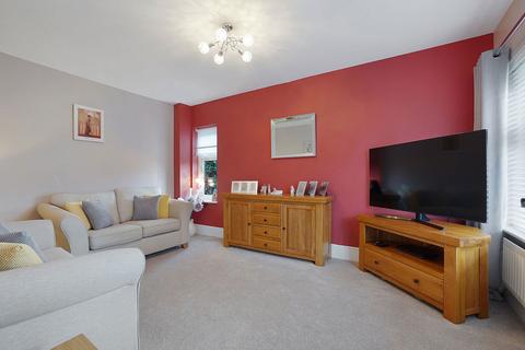 2 Aspdin Close, Halling, Rochester, ME2 1GD