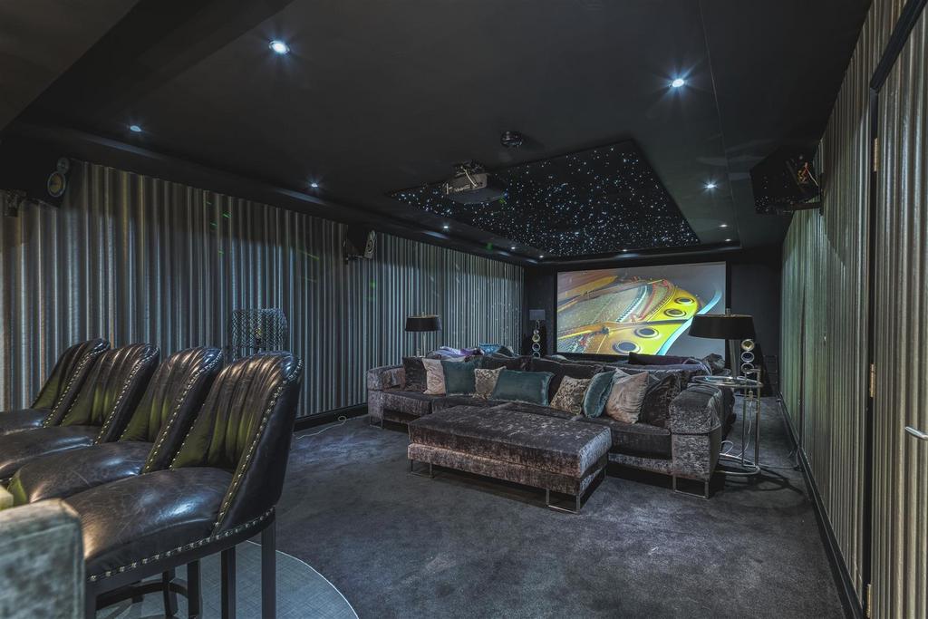 LF2 B3047 HDR.jpg