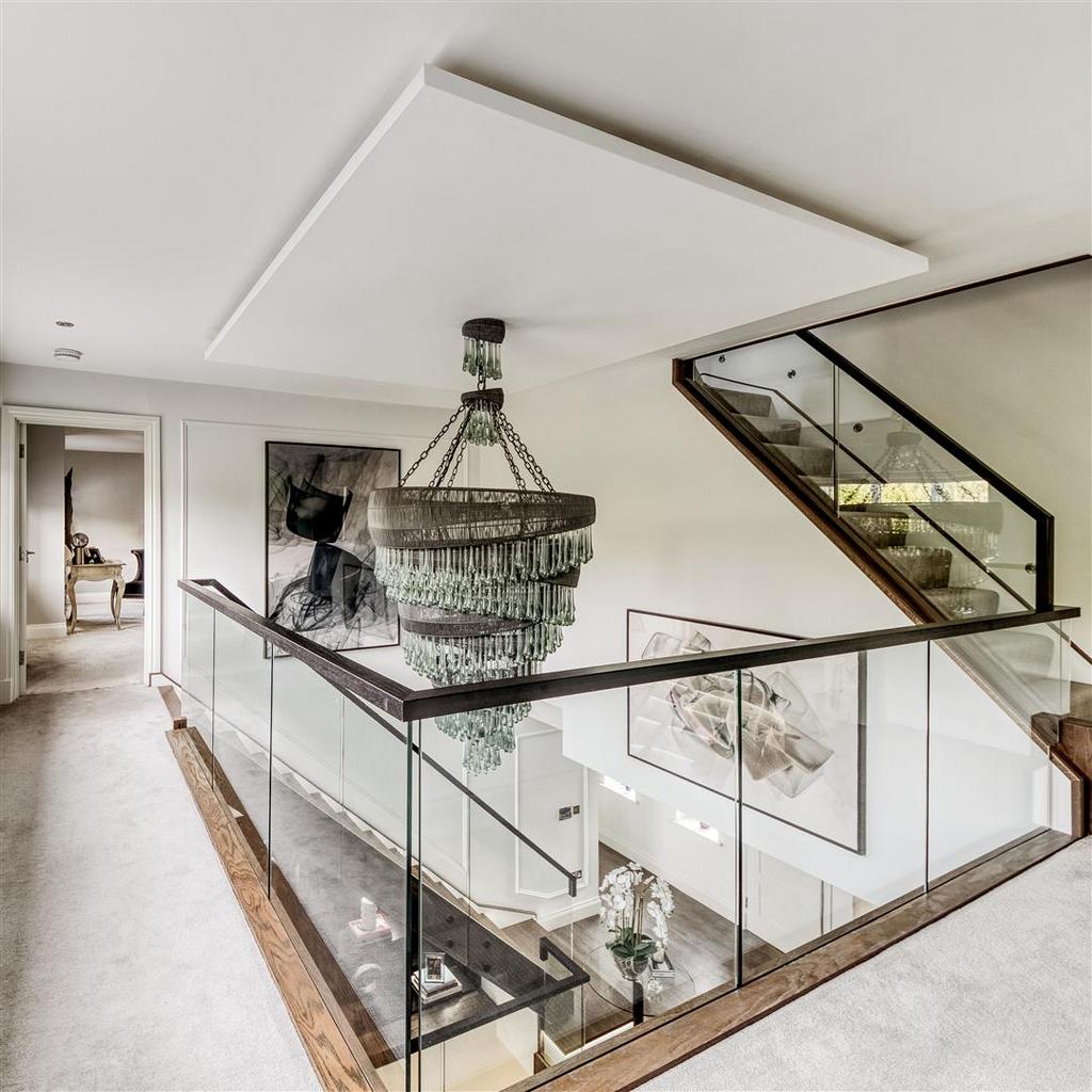 LF2 B3208 HDR.jpg