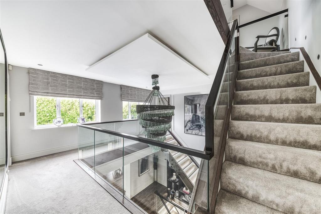 LF2 B3245 HDR.jpg