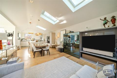 4 bedroom detached house for sale, St. James's Lane, London, N10