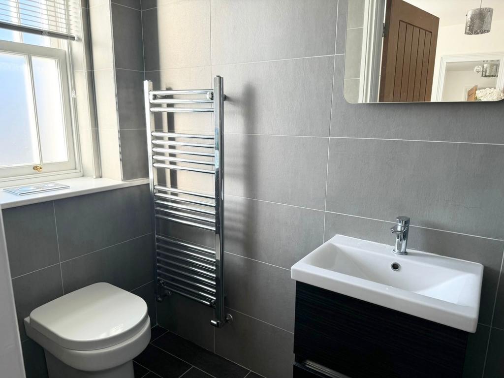 Ensuite Bathroom