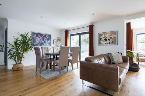 8 Blanchard Close, Rippingale, Bourne, PE10 0TJ