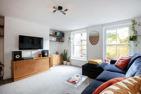 1 bedroom flat for sale, Coldharbour Lane, Camberwell, SE5