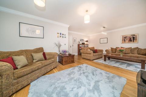 4 bedroom semi-detached house for sale, Seething Wells Lane, Surbiton KT6