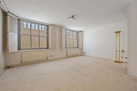 3 bedroom apartment to rent, Clarence Terrace, Regent's Park, London, NW1