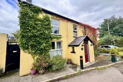 5 bedroom house for sale, Llanddeusant, Llangadog