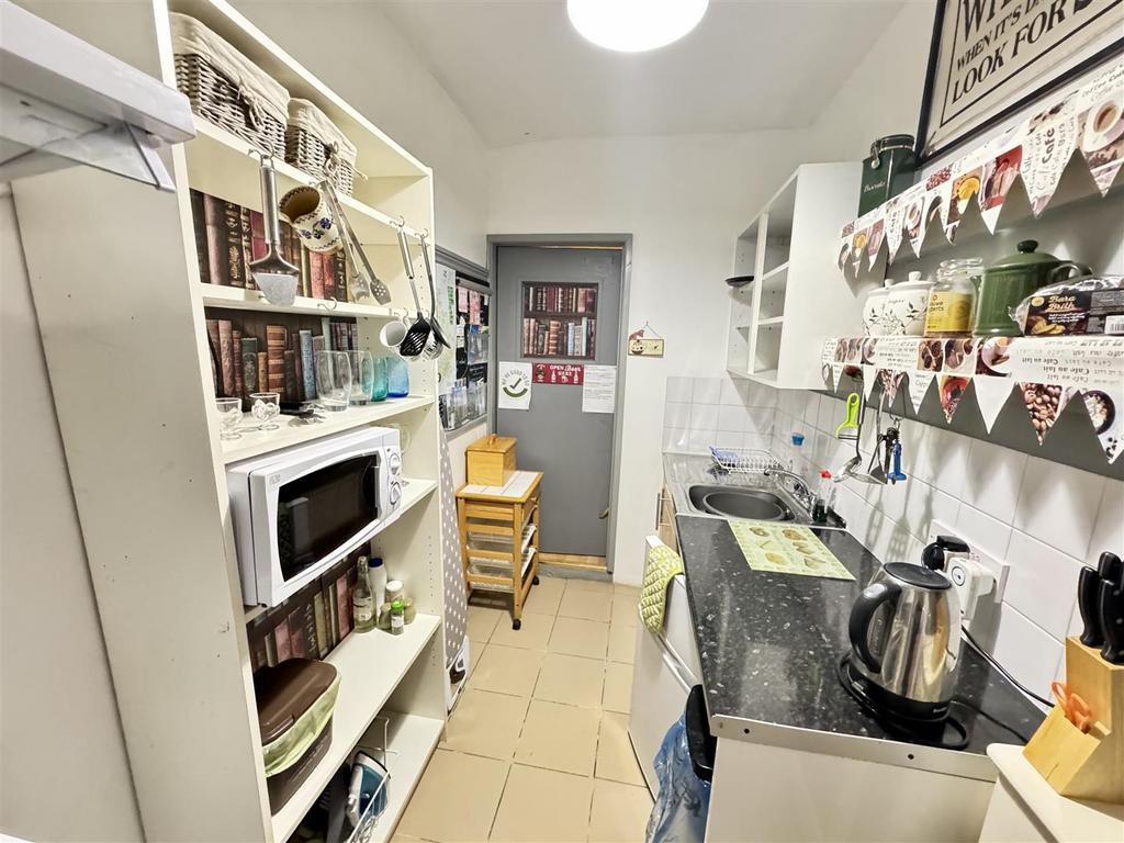 Kitchen area