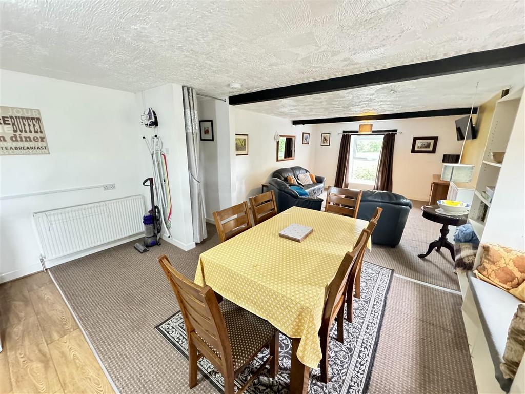 Front open plan kitchen/ living and dining area