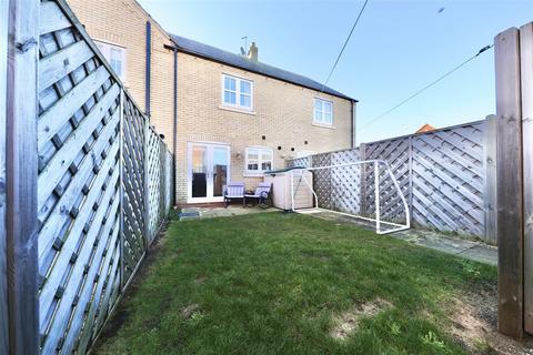 2 bedroom terraced house for sale, Hamlet Drive, Kingswood, Hull