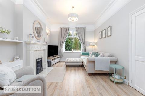 3 bedroom end of terrace house for sale, Rochdale Road East, Heywood, Greater Manchester, OL10